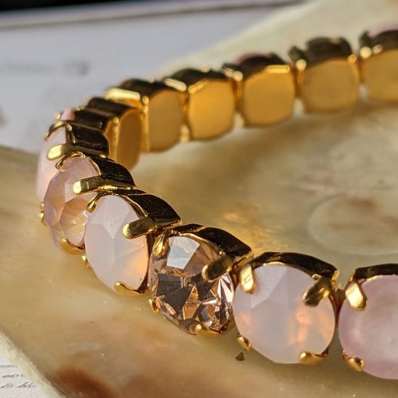 Swarovski Element Pink Blush Powder   Crystal Stretch Bracelet in Yellow Gold - Picture 3 of 6